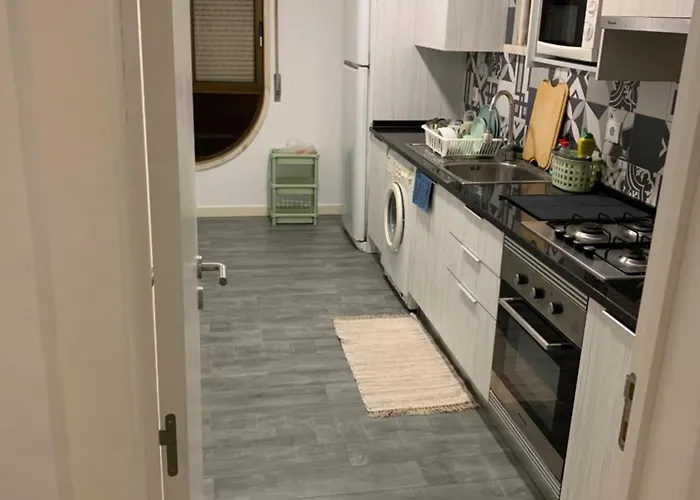 Shared With Single Bed In Modern